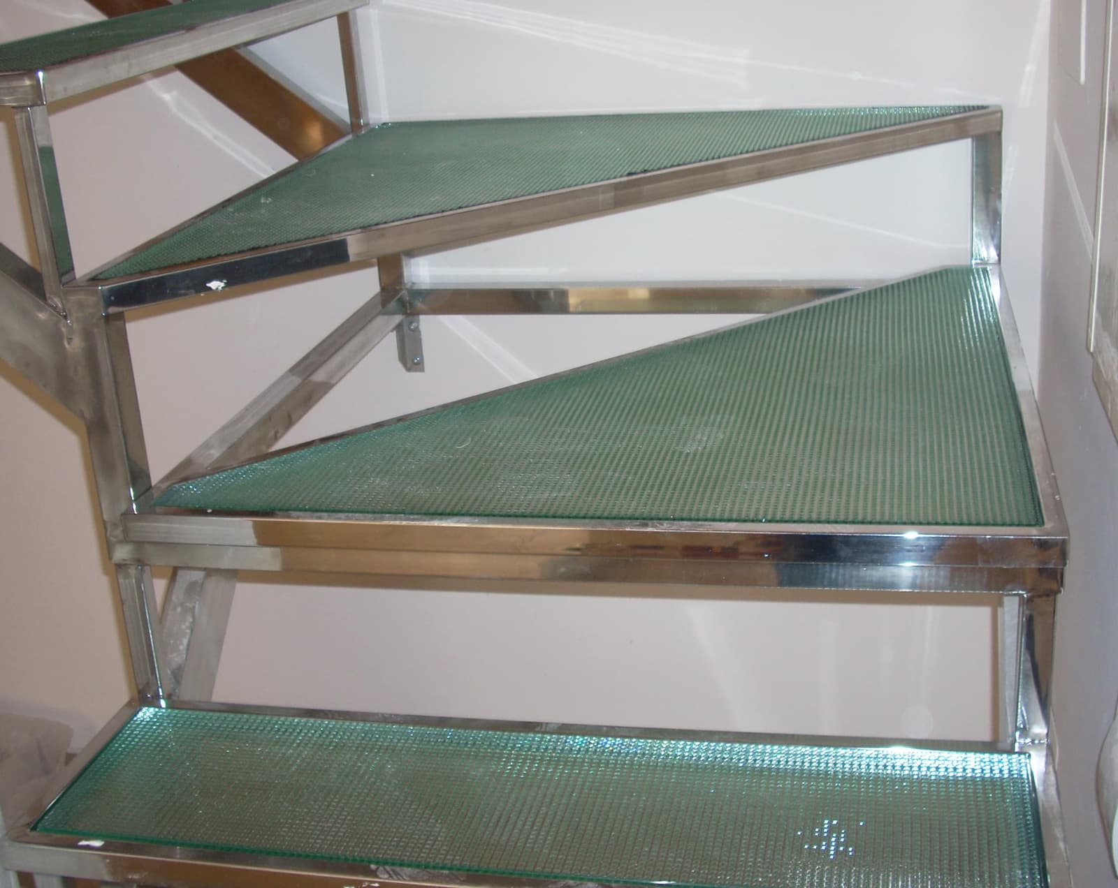 Escaleras de vidrio en Ferrol